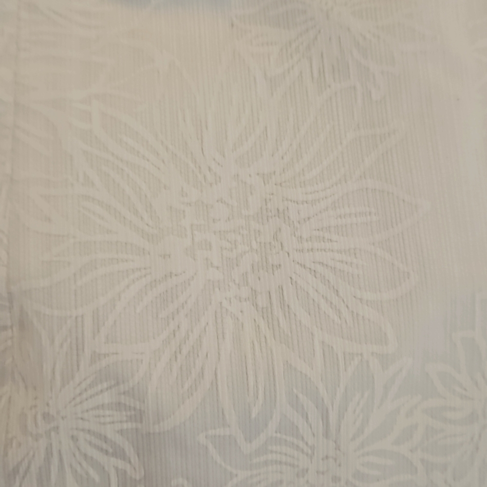 Lilly Pulitzer White on White Screen Printed Shift Dress Size 6 - Picture 9 of 9